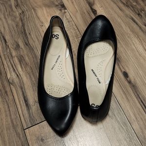 Flats with Memory Foam